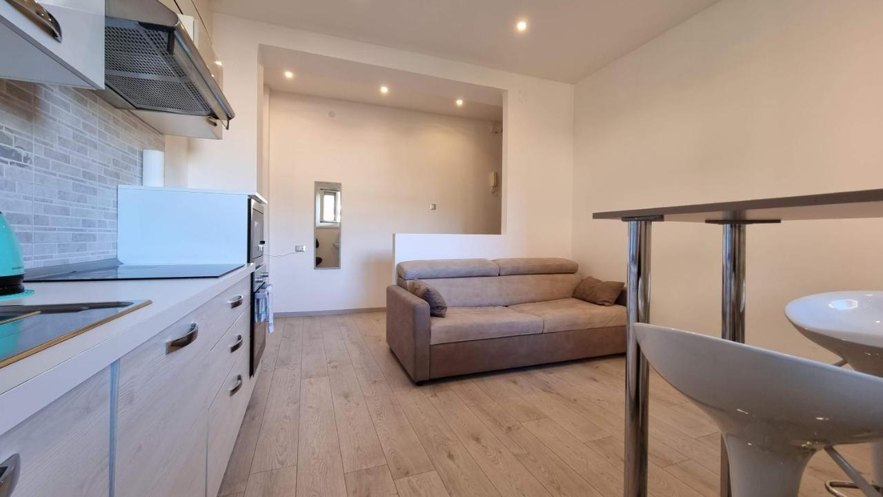 Crispi 85 - Air Conditioner - Teatro Rossetti Apartment Triest Exterior foto